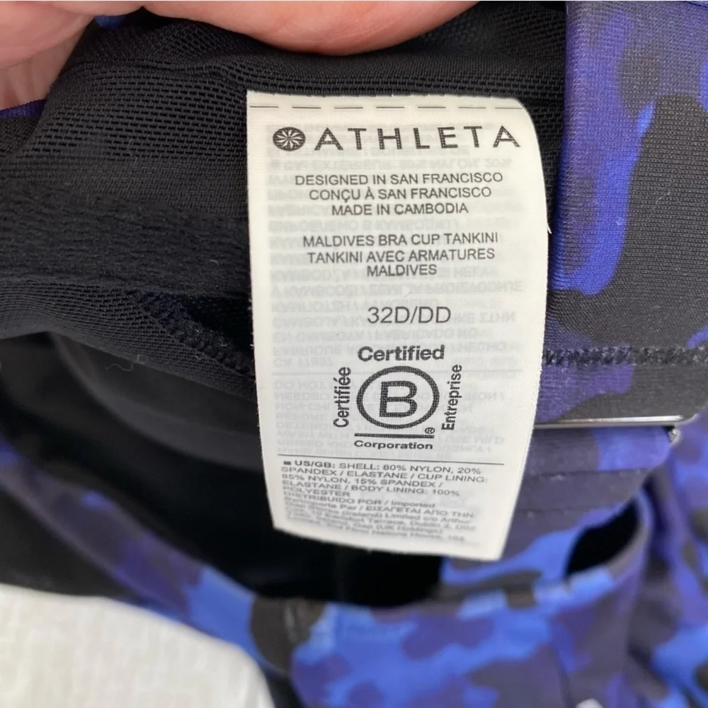 Athleta Blue Camouflage swim tankini top size 32 D/DD